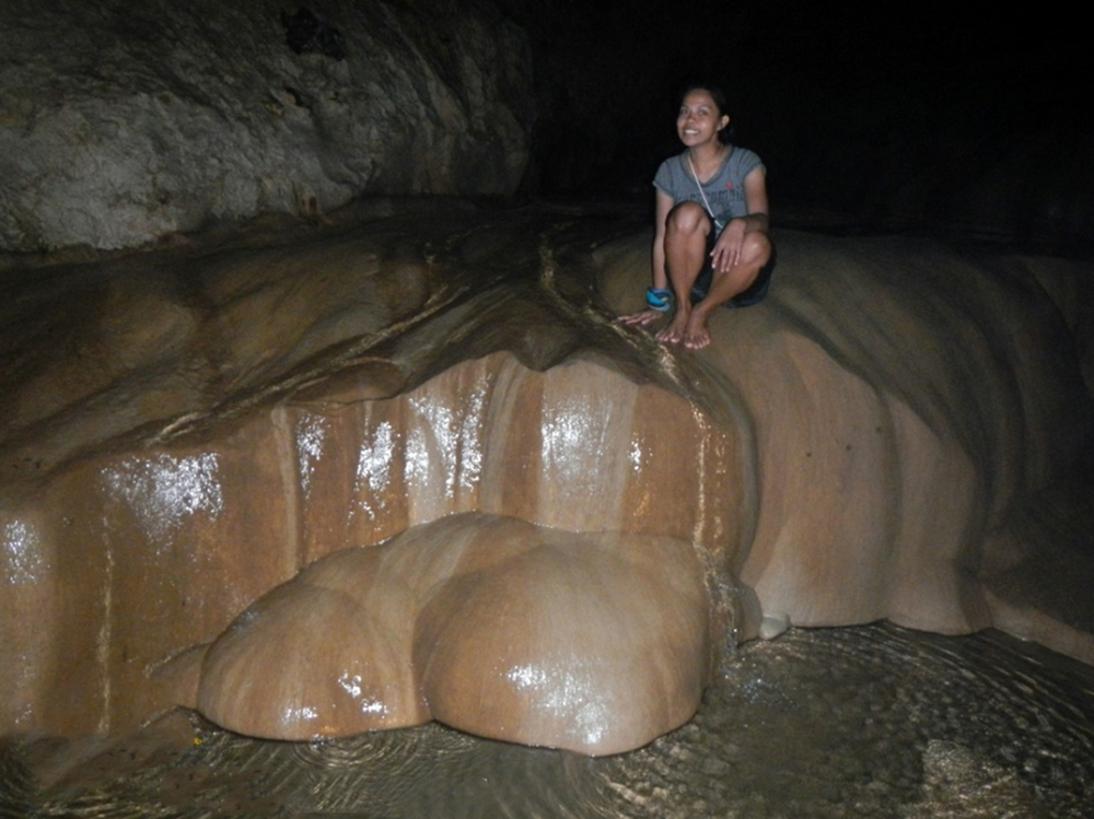 Sumaguing Cave near Sagada Philippines – Waterfalls and streams